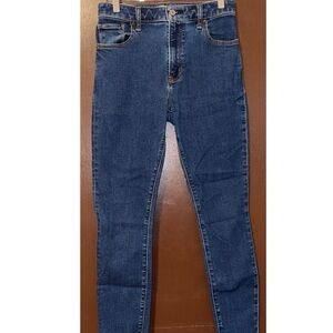 Abercrombie & Fitch "The Super Skinny Ankle High Rise" Jeans (Dark Wash -- 4)